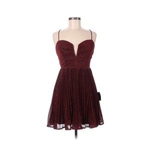 New NWTLulu’s Medium Shine Tonight Red Sparkly Pleated Skater Dress Notch Neck M